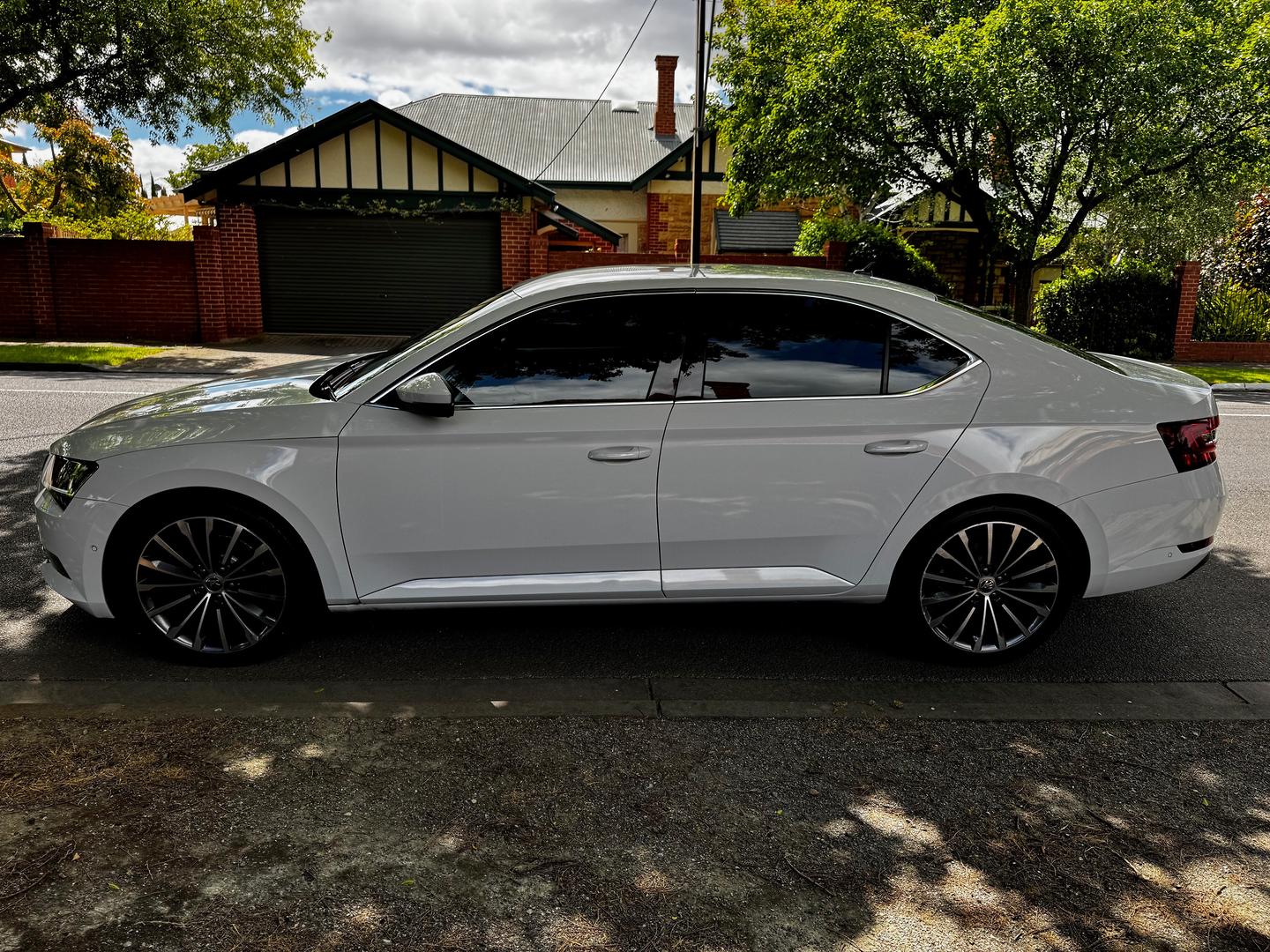 2016 Used SKODA Superb