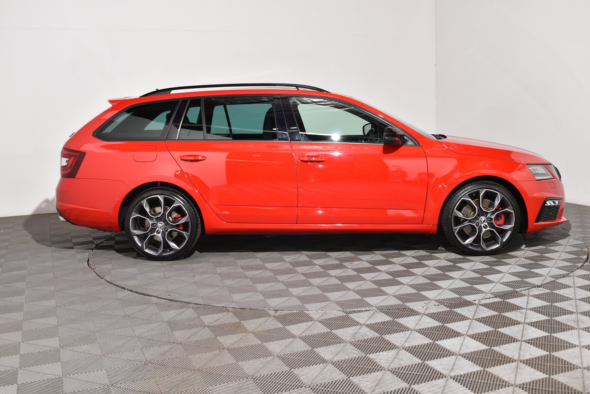 2019 Used SKODA Octavia
