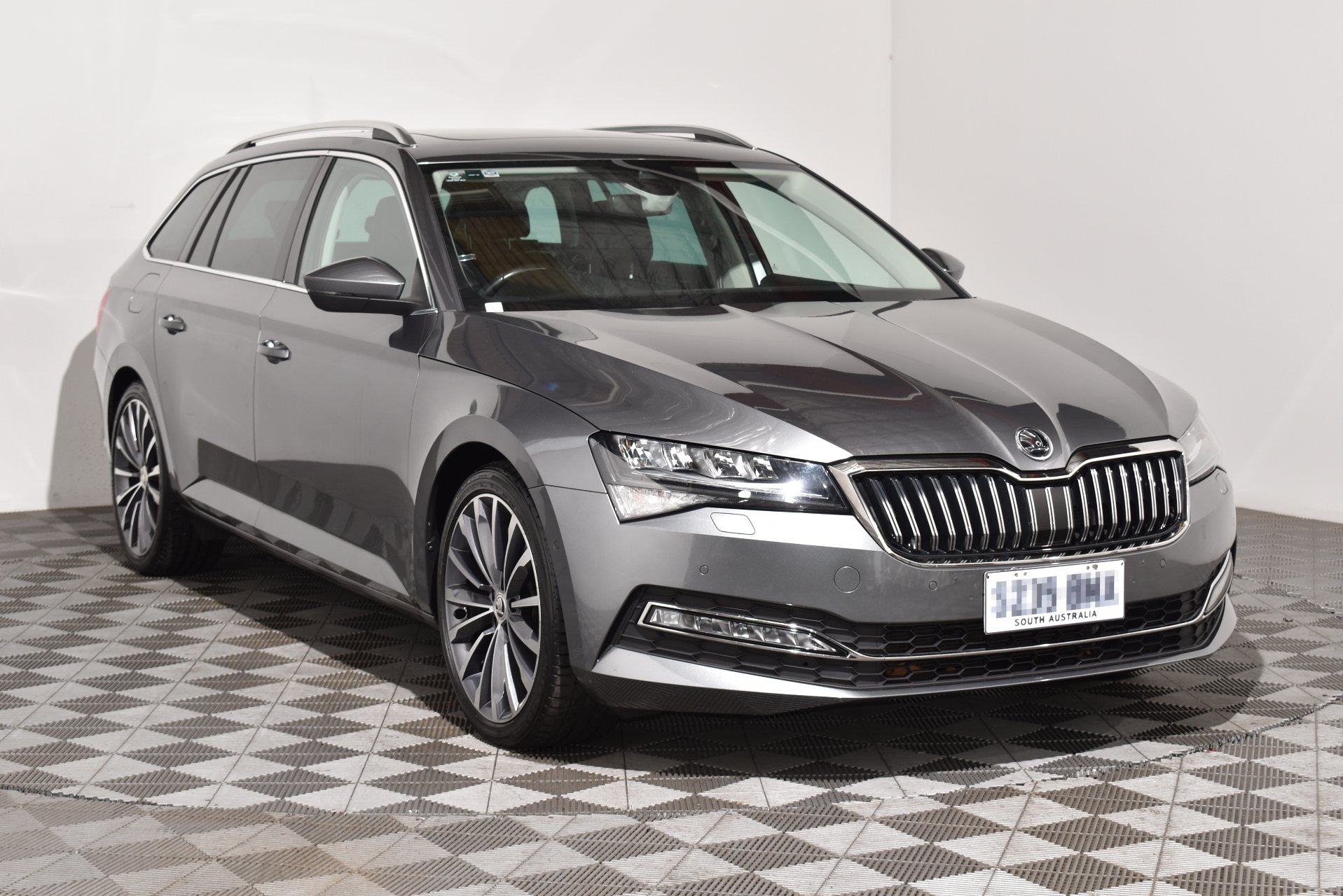 2022 Used SKODA Superb
