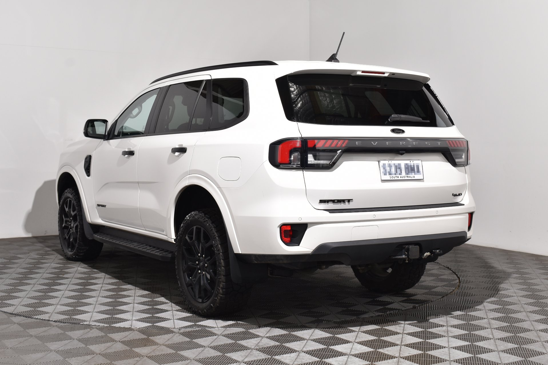 2023 Used Ford Everest