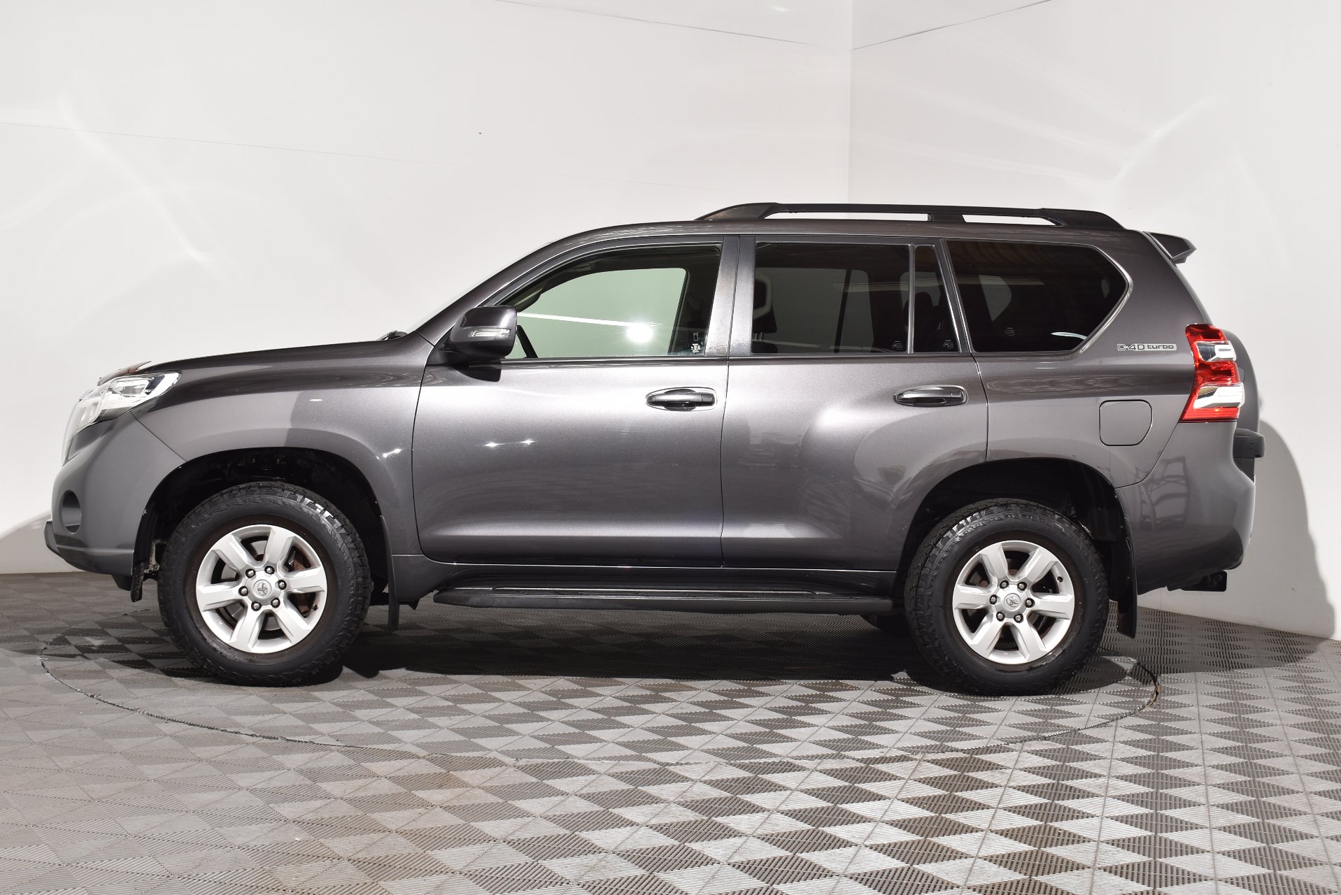 2017 Used Toyota Landcruiser Prado