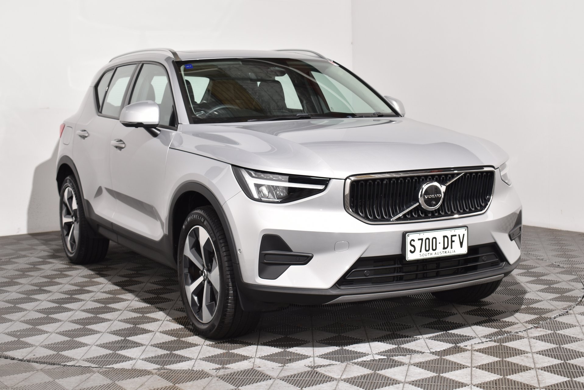2023 Used Volvo XC40
