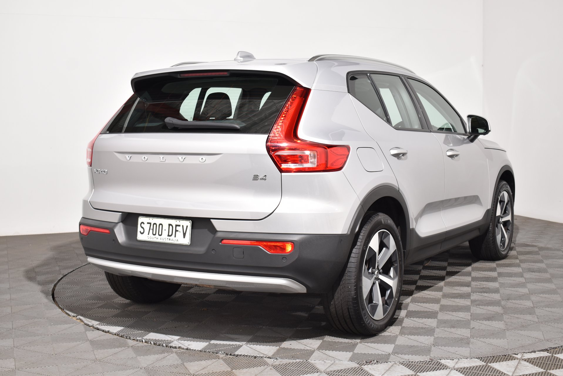 2023 Used Volvo XC40