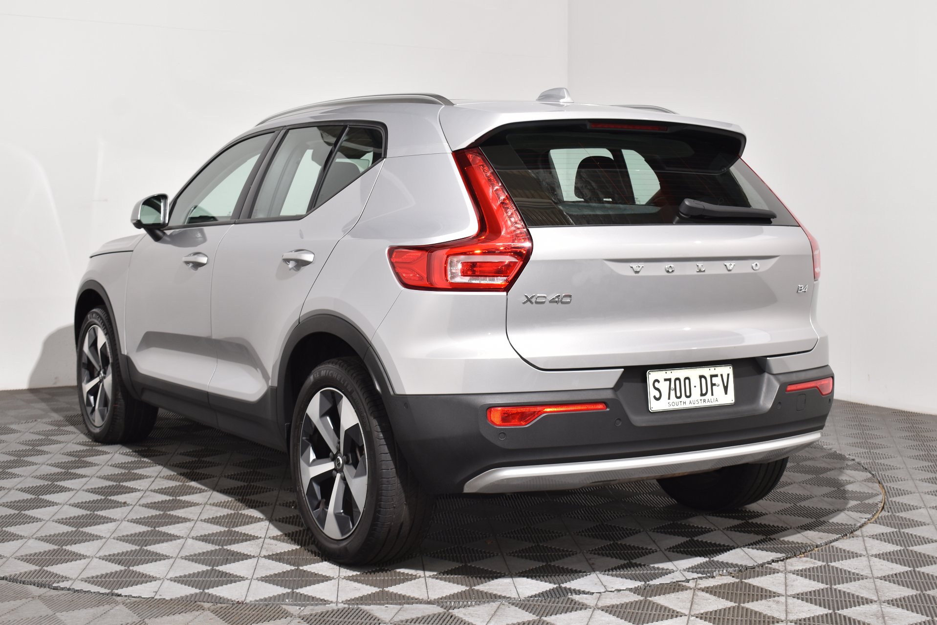 2023 Used Volvo XC40