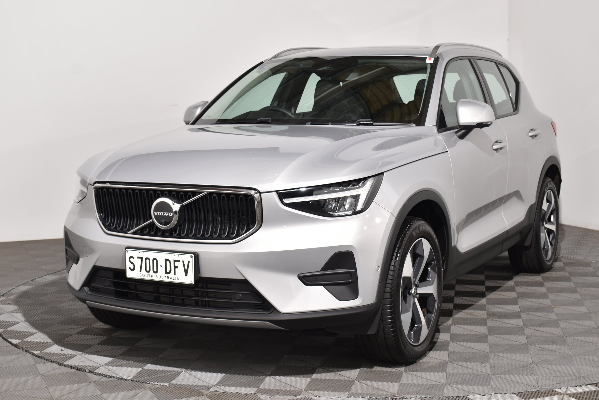 2023 Used Volvo XC40