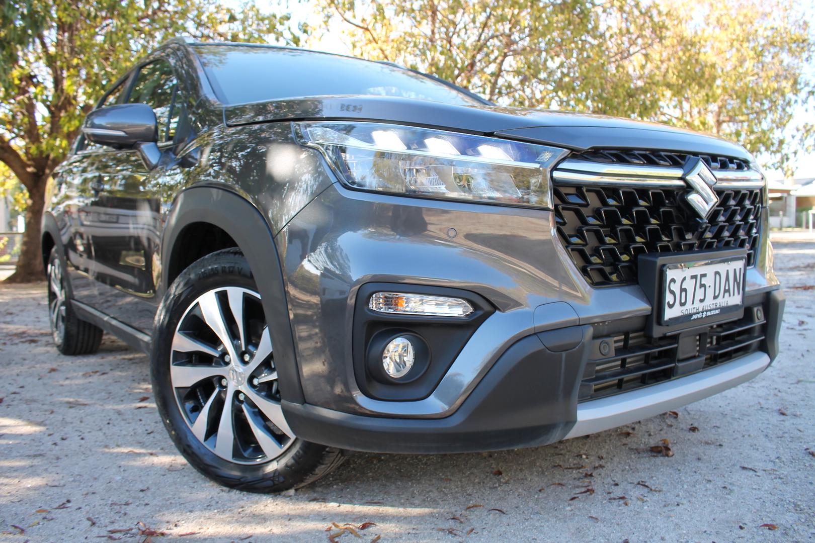 2023 Demo Suzuki S-Cross