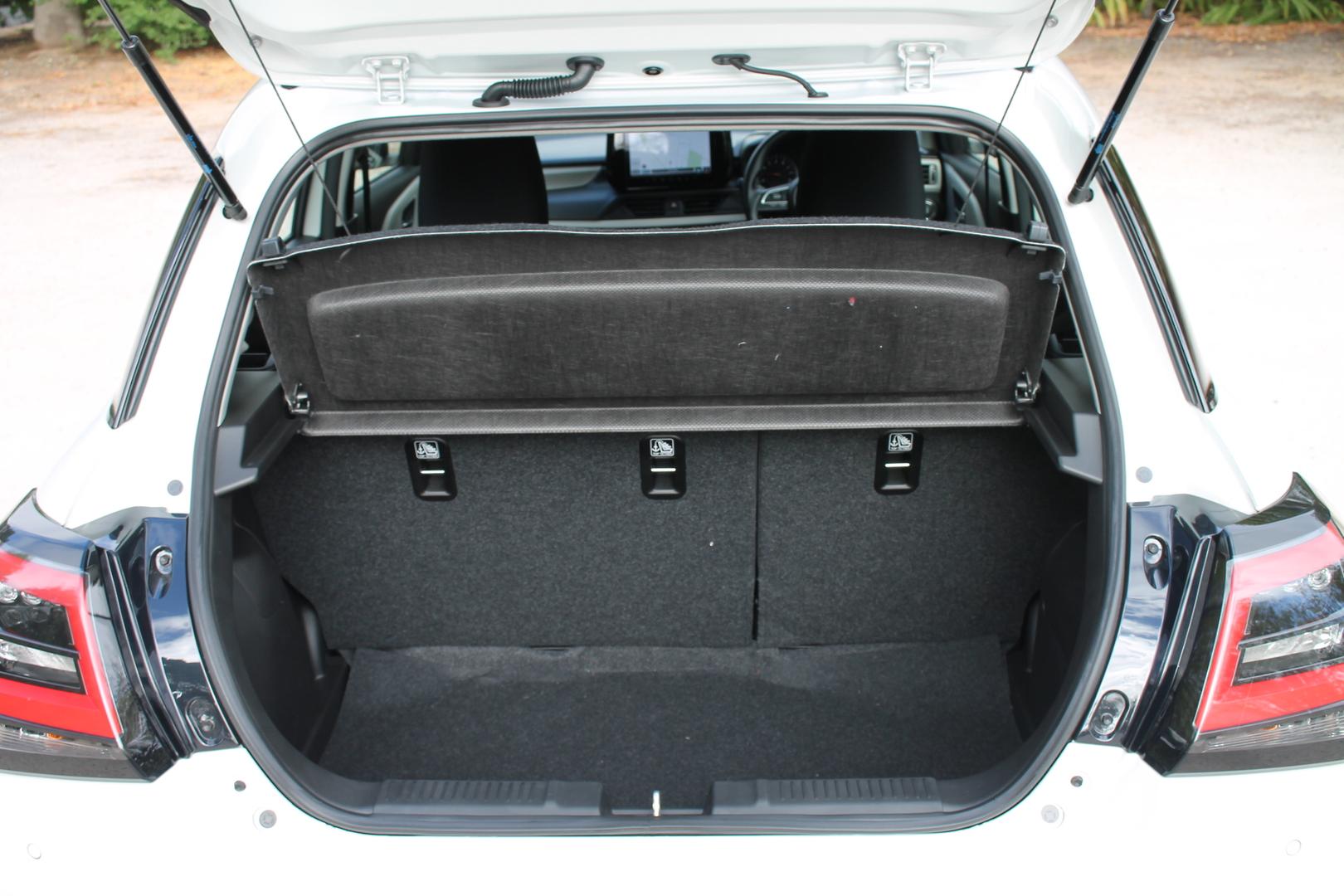 2025 Demo Suzuki Swift