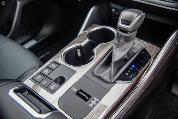 2025 New Toyota Kluger AXUH78R Grande SUV