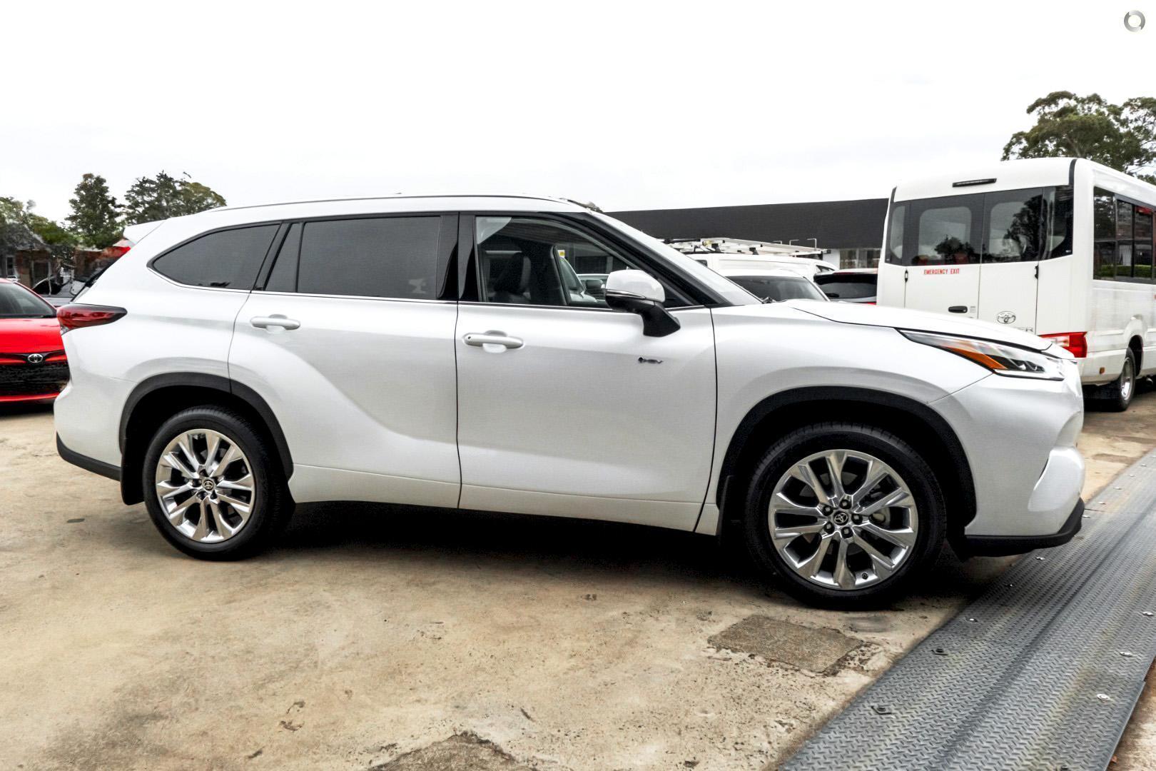 2025 New Toyota Kluger AXUH78R Grande SUV
