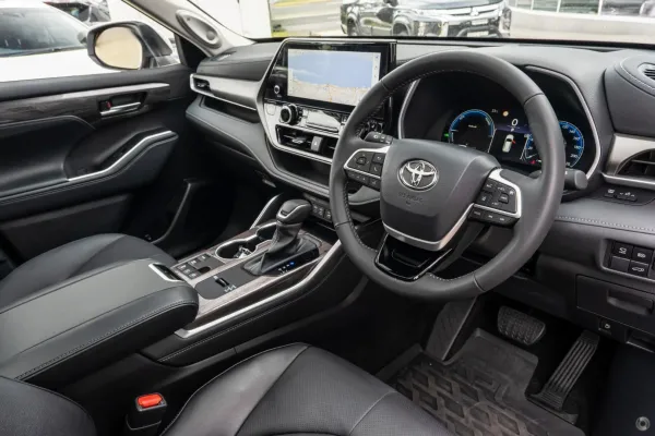 2025 New Toyota Kluger AXUH78R Grande SUV