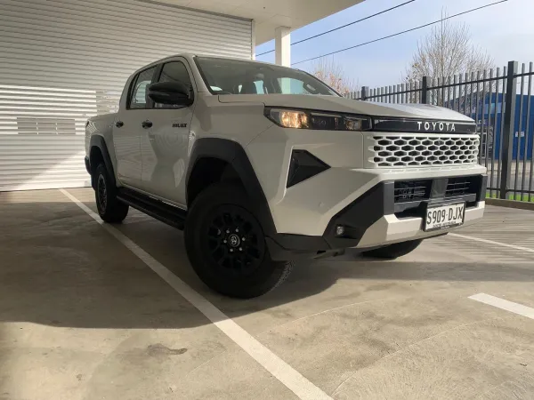 2025 Demo Toyota Hilux GUN236R SR Ute