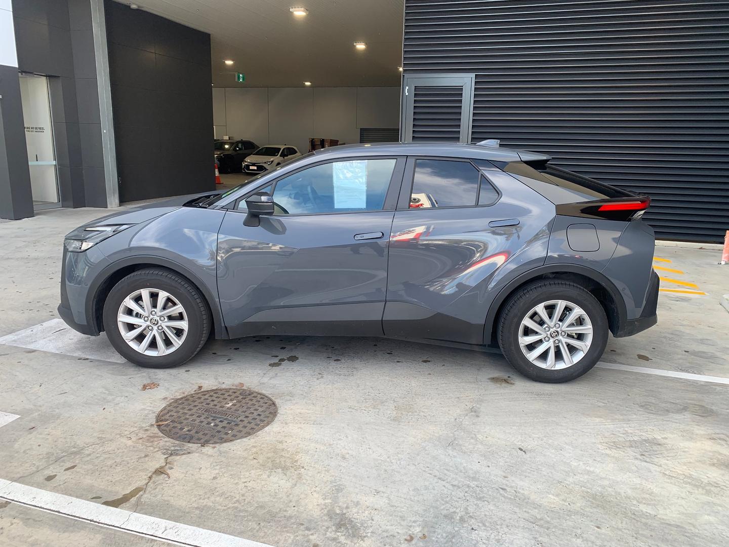 2026 Demo Toyota C-HR ZYX20R GXL SUV