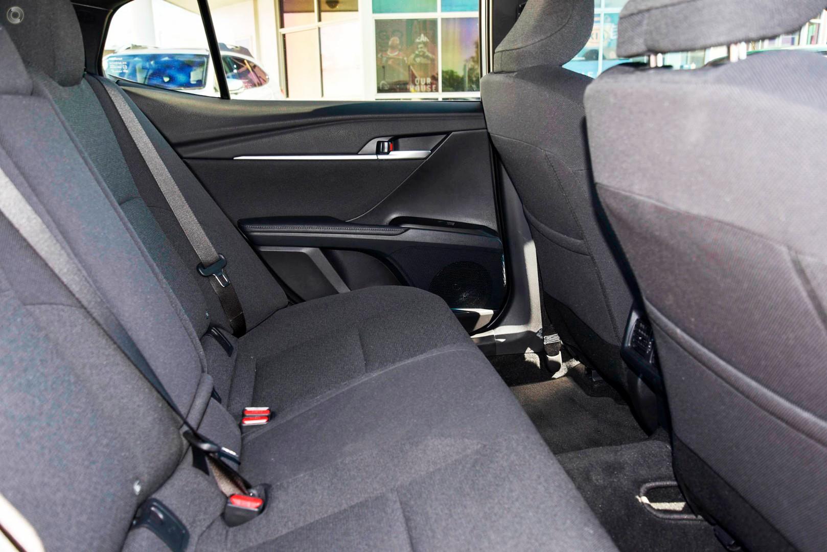 2026 New Toyota Camry AXVH80R Ascent Sedan
