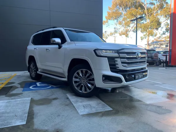 2026 Demo Toyota Landcruiser VJH300R Performance Hybrid Sahara ZX SUV