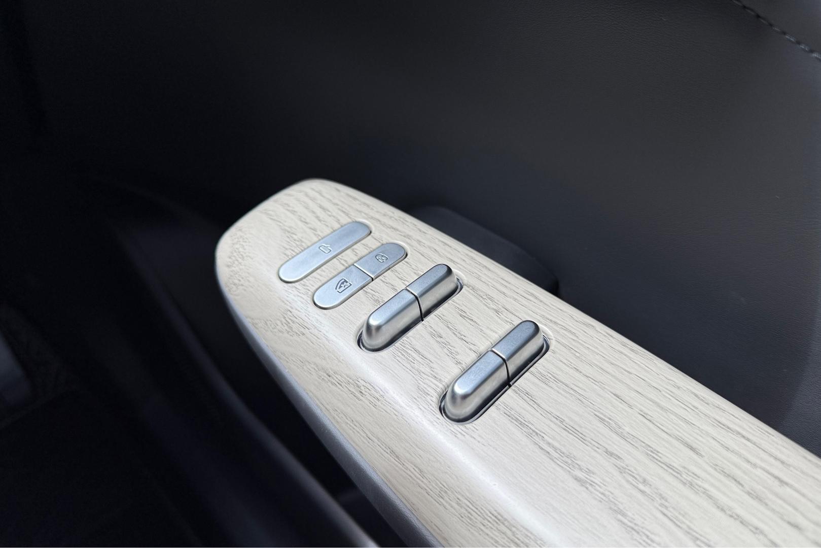 2024 Demo Deepal S07 SUV