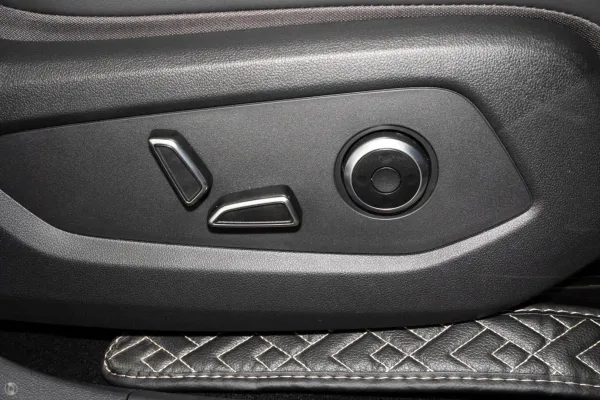 2025 Demo Deepal S07 SUV
