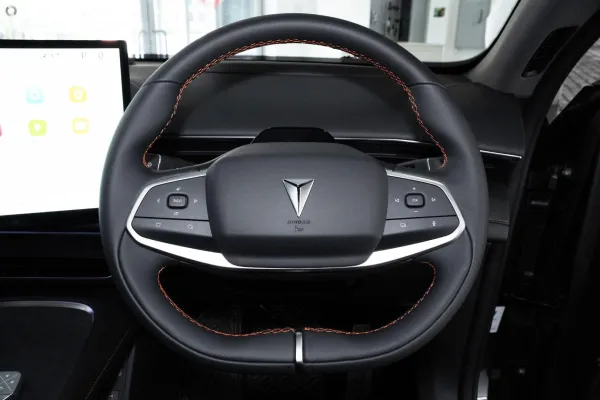 2025 Demo Deepal S07 SUV
