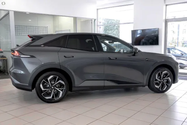 2025 Demo Deepal S07 SUV
