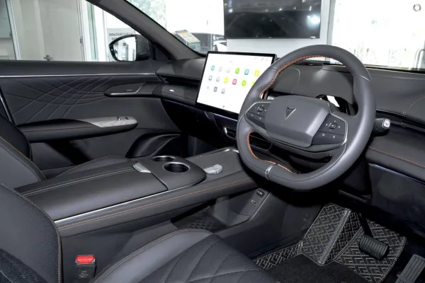 2025 Demo Deepal S07 SUV