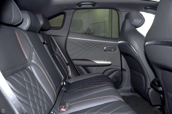 2025 Demo Deepal S07 SUV