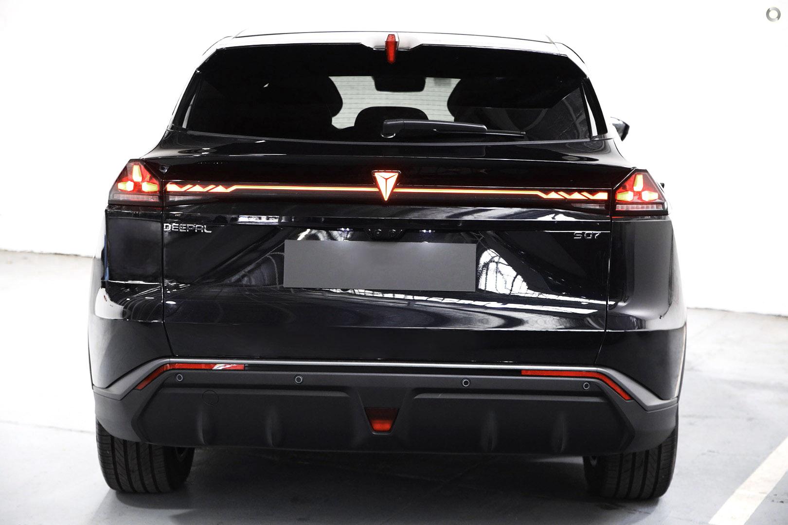 2025 New Deepal S07 SUV