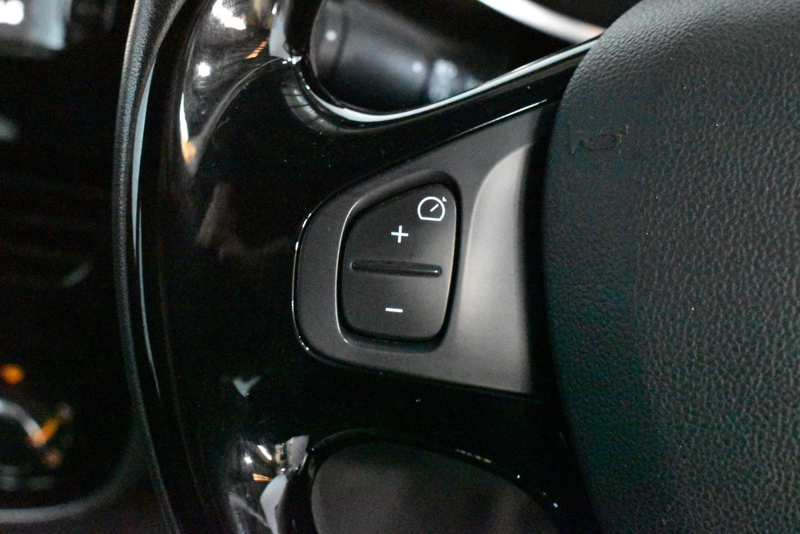2016 Used Renault Clio IV B98 Expression Hatchback