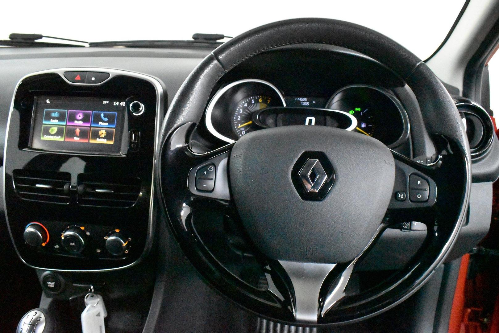 2016 Used Renault Clio IV B98 Expression Hatchback