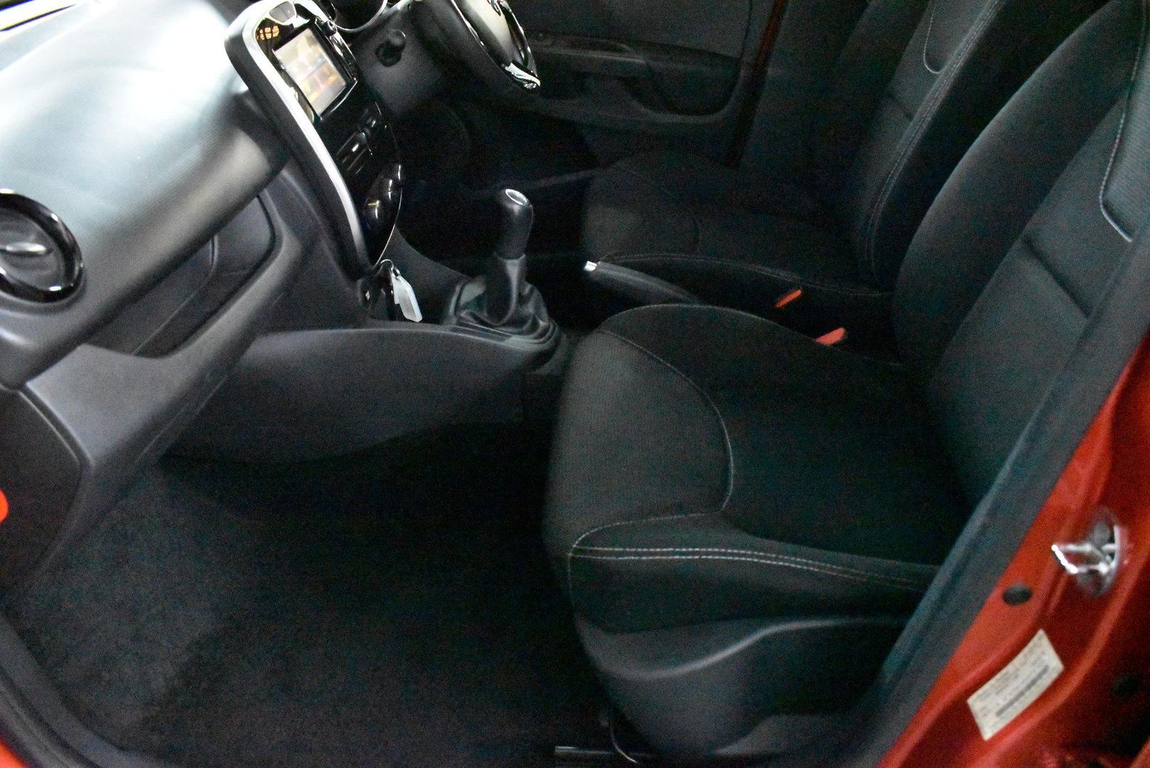 2016 Used Renault Clio IV B98 Expression Hatchback