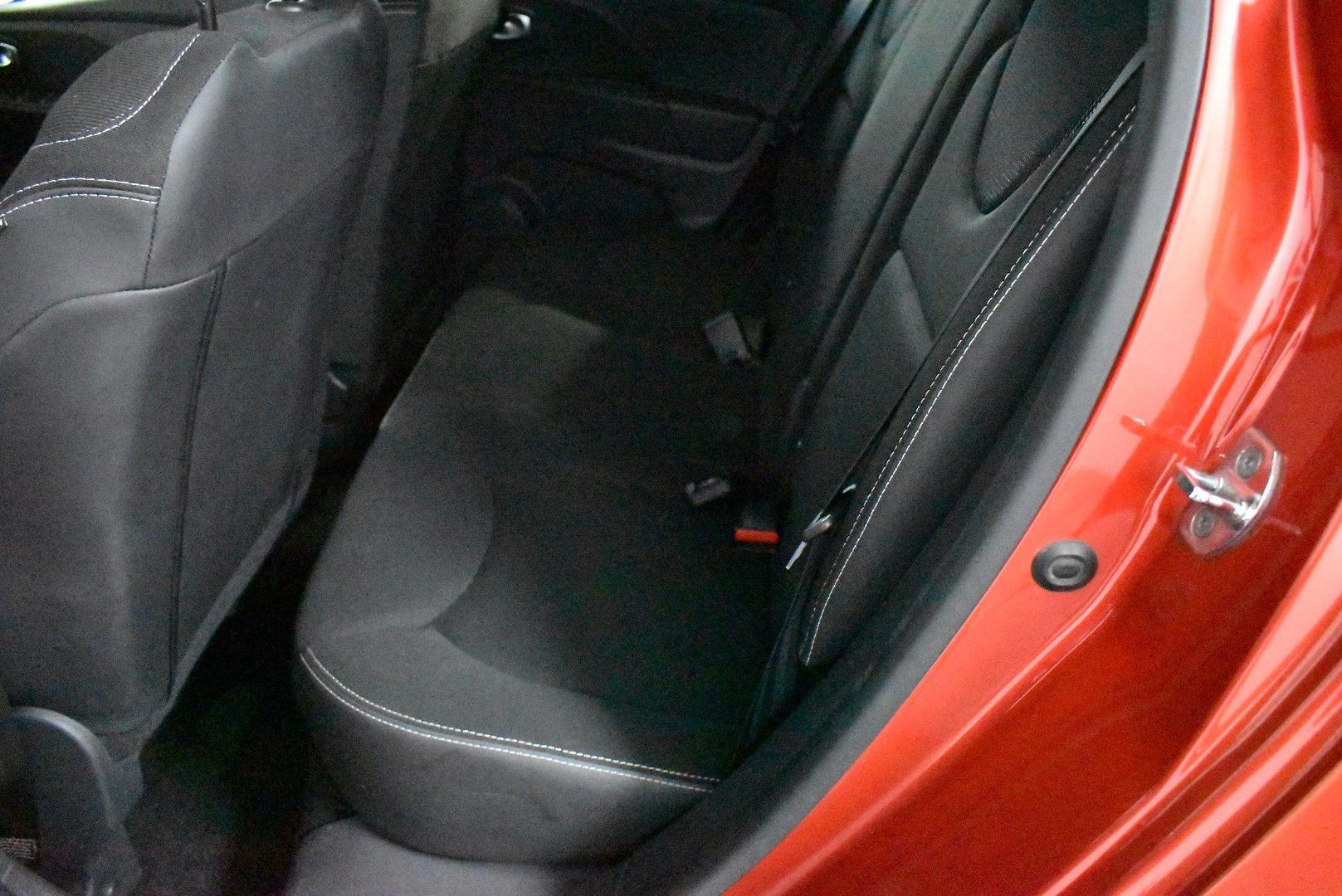 2016 Used Renault Clio IV B98 Expression Hatchback