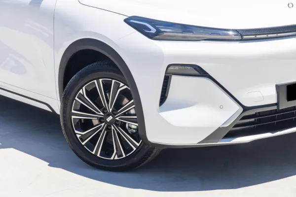 2026 New Geely Starray EM-i P145 Inspire SUV