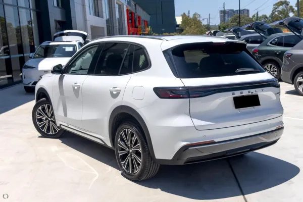 2026 New Geely Starray EM-i P145 Inspire SUV