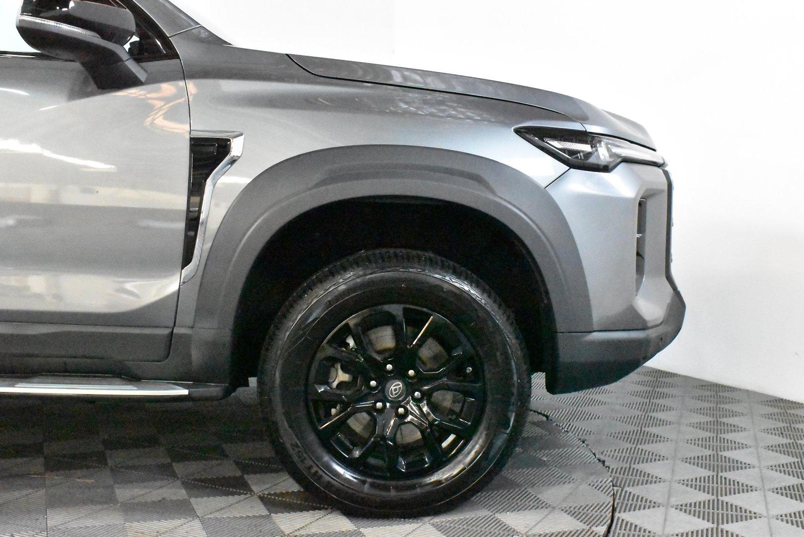 2025 Used LDV D90 SV9A Executive SUV