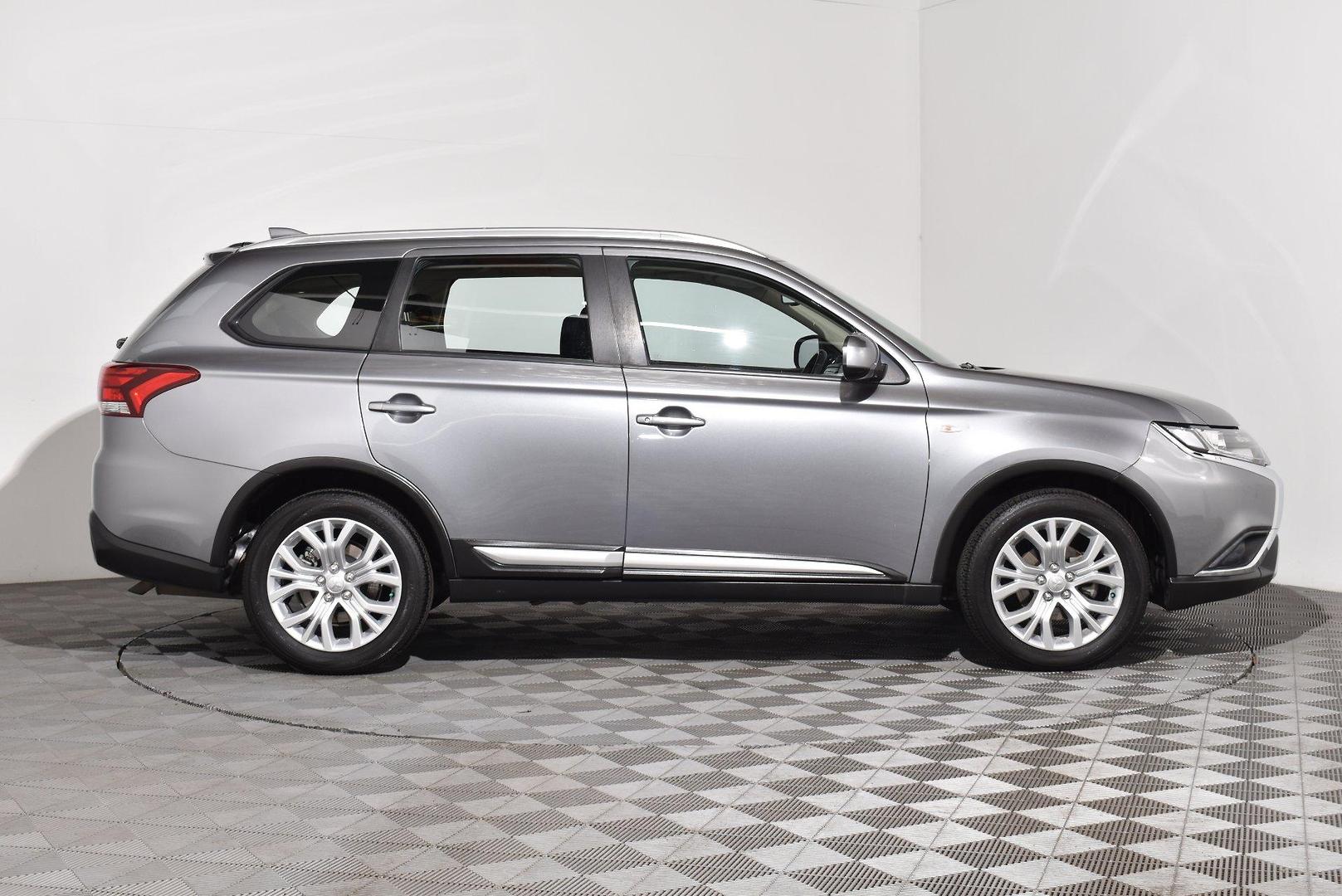 2019 Used Mitsubishi Outlander ZL ES SUV