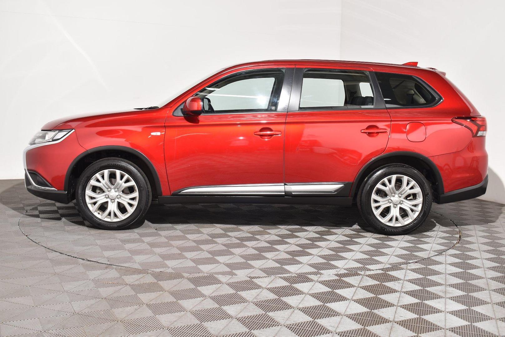 2020 Used Mitsubishi Outlander ZL ES SUV