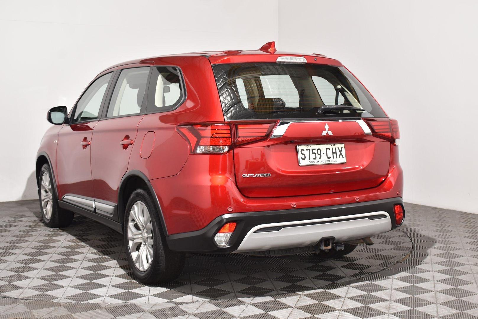 2020 Used Mitsubishi Outlander ZL ES SUV