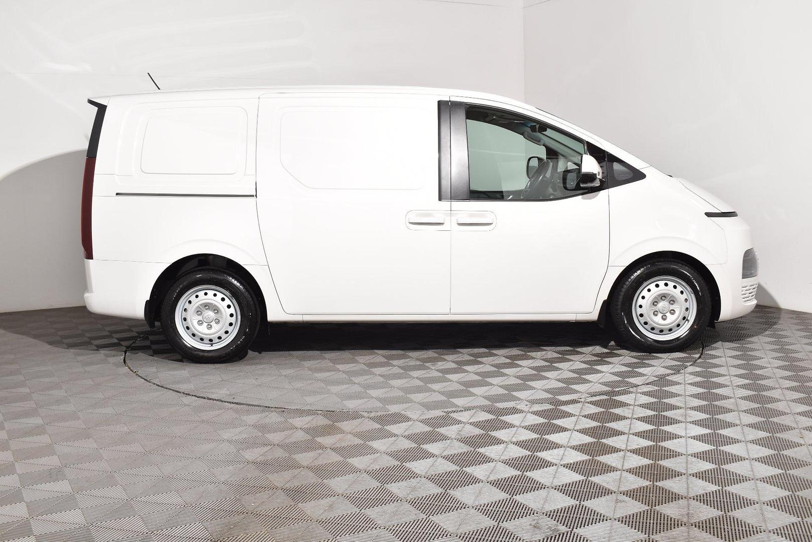 2022 Used Hyundai STARIA LOAD US4.V2 Van