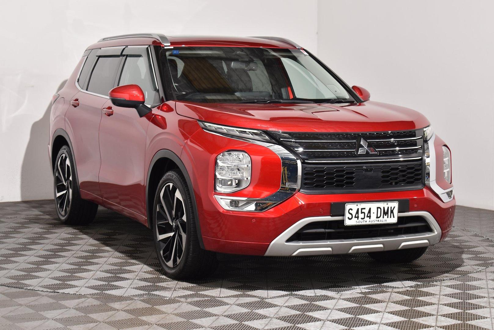 2023 Used Mitsubishi Outlander ZM Exceed SUV