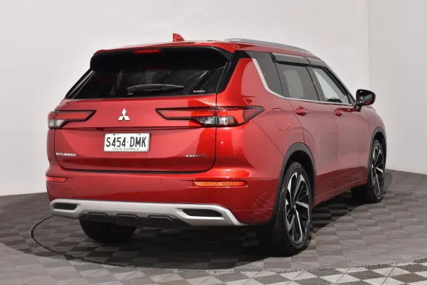 2023 Used Mitsubishi Outlander ZM Exceed SUV