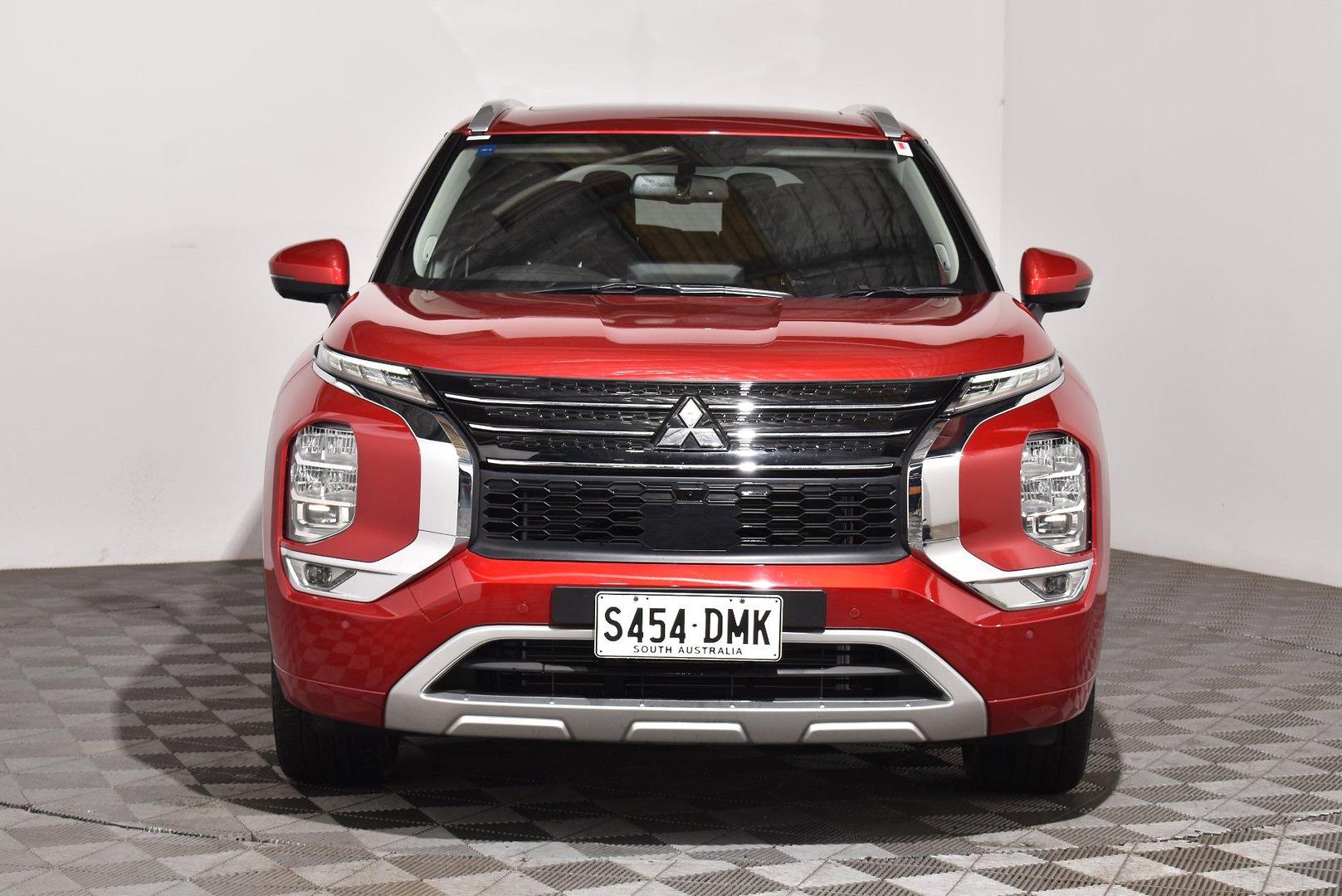 2023 Used Mitsubishi Outlander ZM Exceed SUV