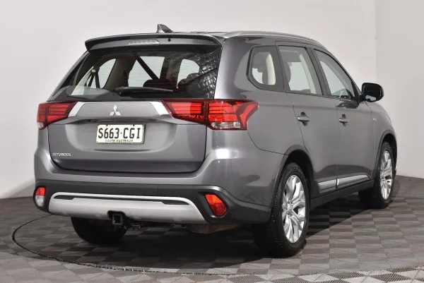 2020 Used Mitsubishi Outlander ZL ES SUV