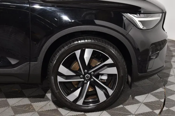 2022 Used Volvo XC40 Ultimate B5 Dark SUV