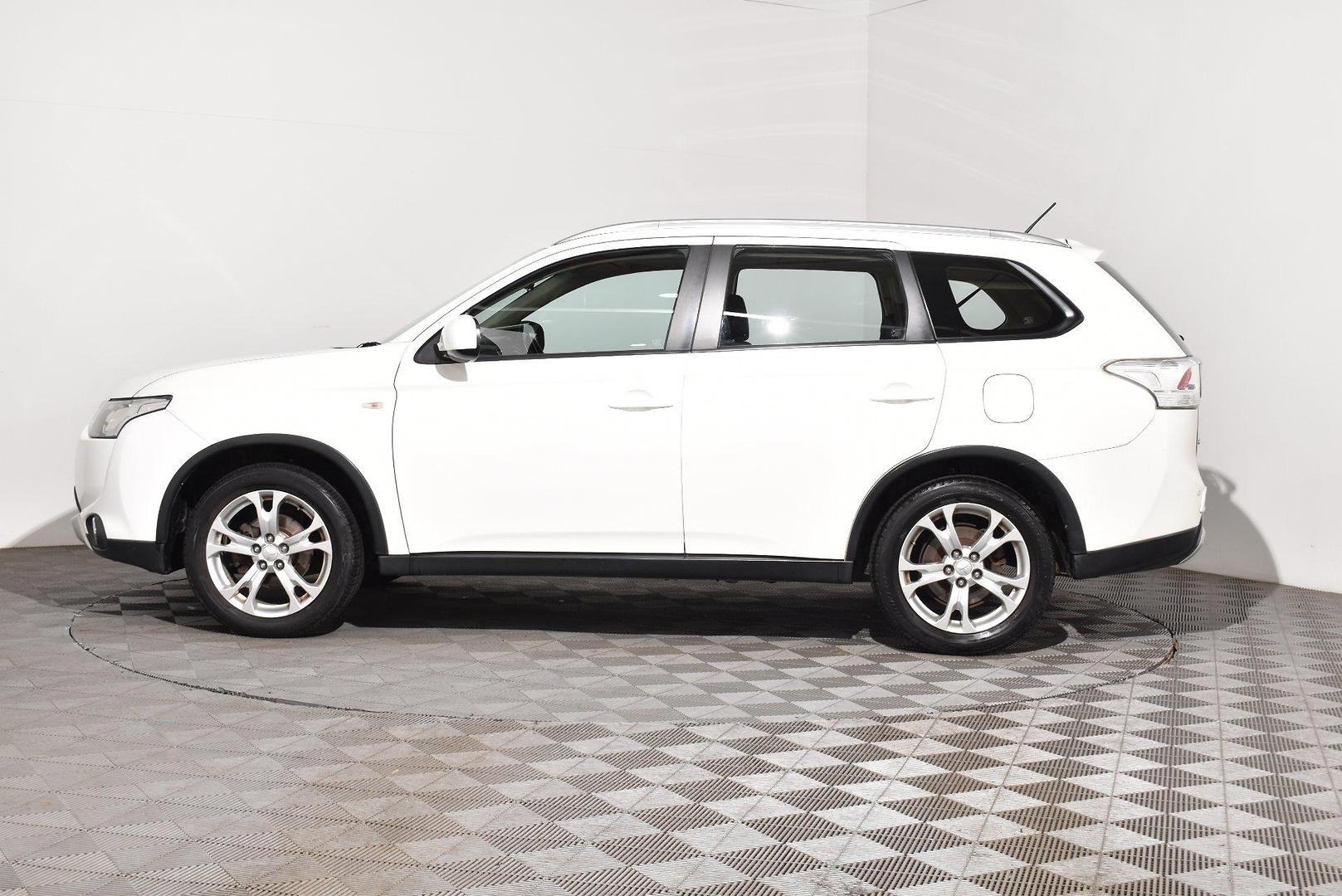 2014 Used Mitsubishi Outlander ZJ ES SUV