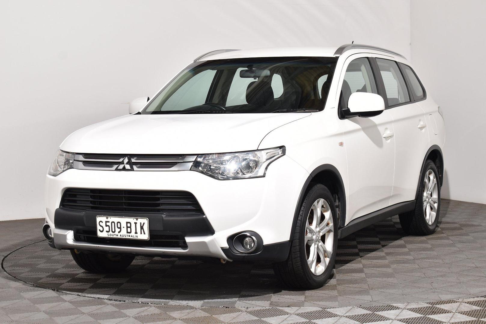 2014 Used Mitsubishi Outlander ZJ ES SUV