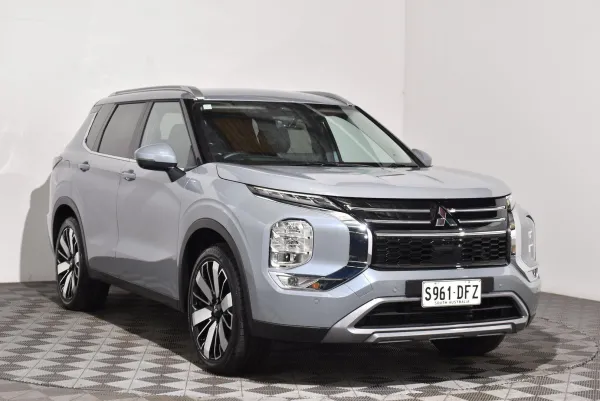 2025 Used Mitsubishi Outlander ZM Aspire SUV
