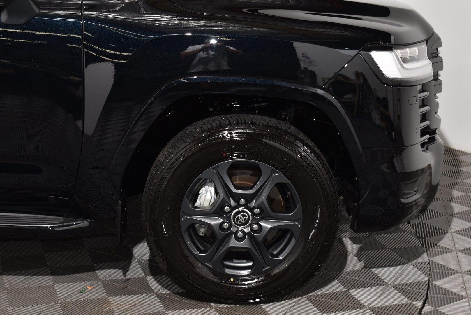 2025 Used Toyota Landcruiser FJA300R Sahara ZX SUV