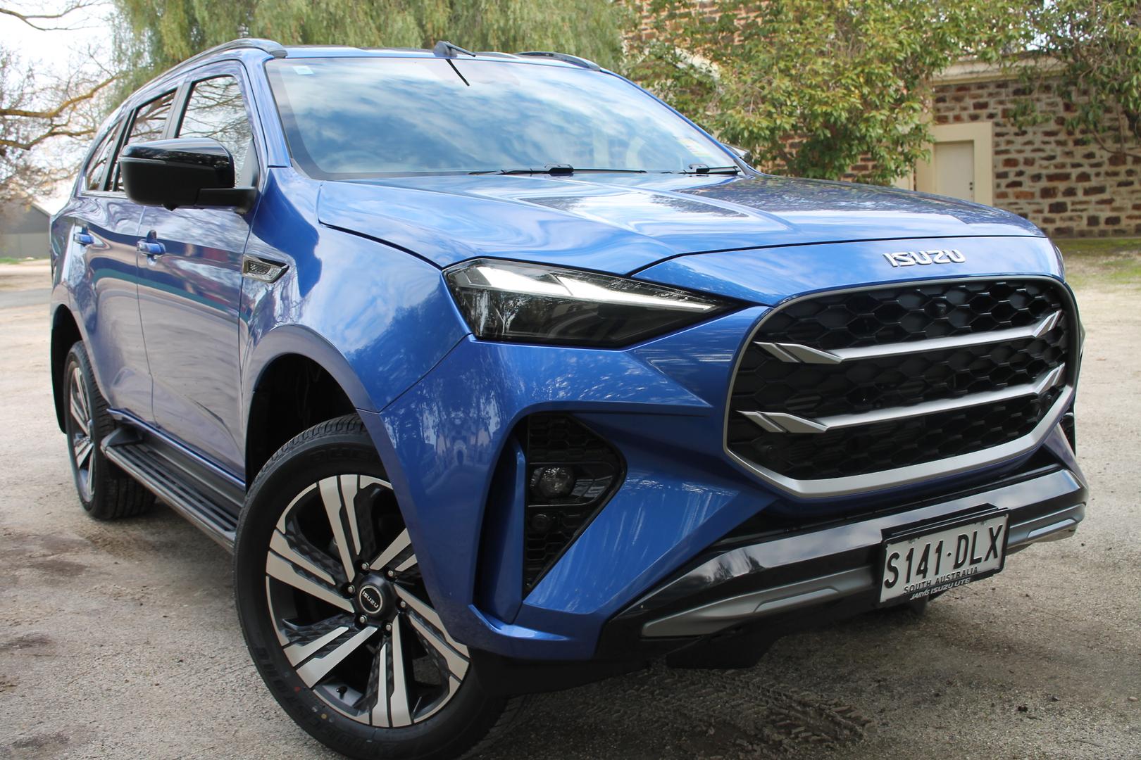 2025 Demo Isuzu MU-X LST SUV