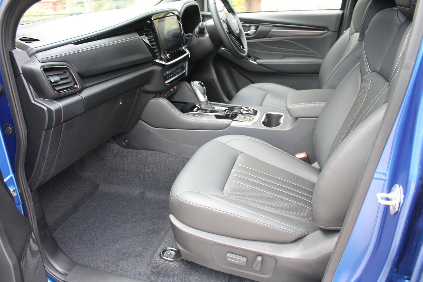 2025 Demo Isuzu MU-X LST SUV