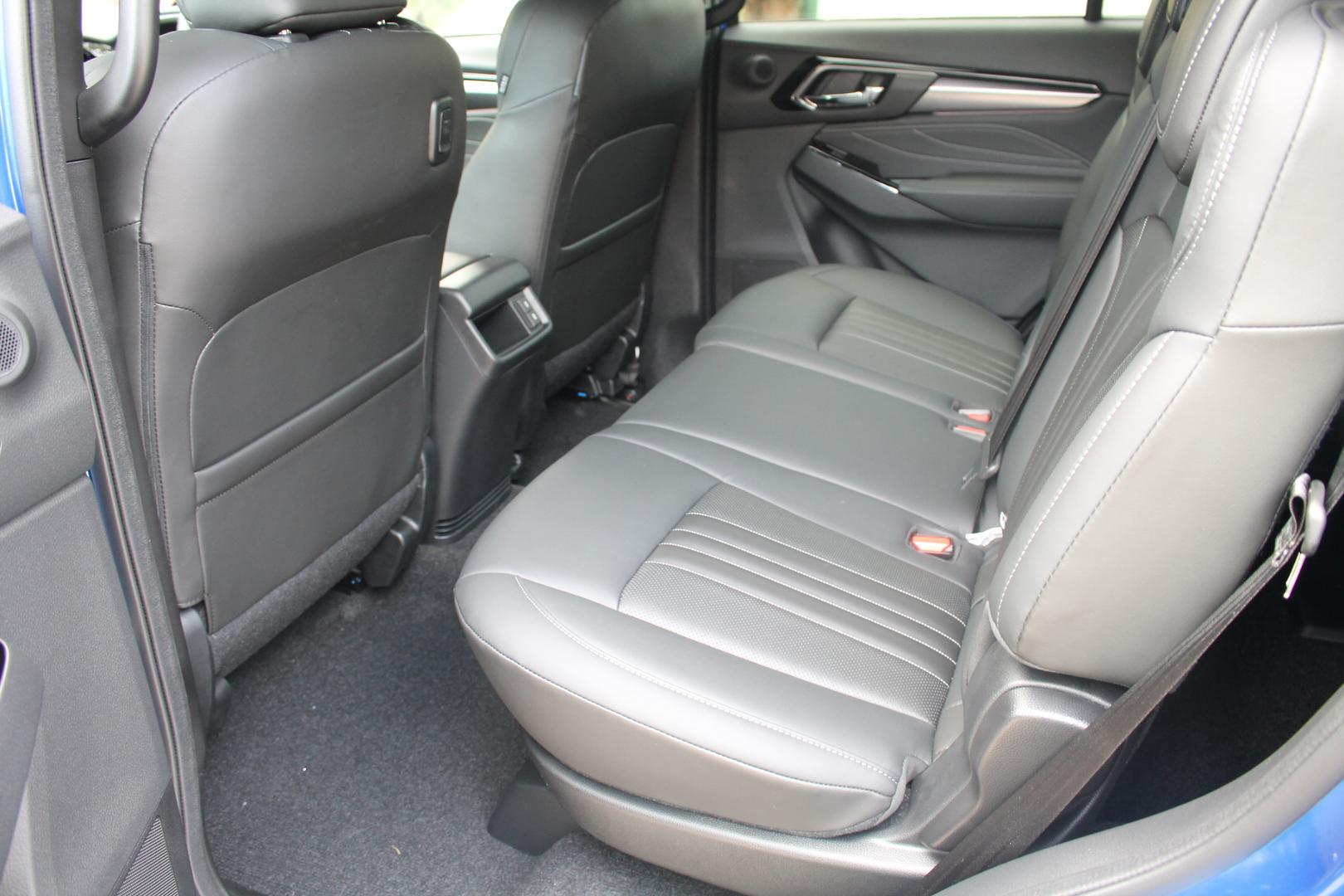2025 Demo Isuzu MU-X LST SUV
