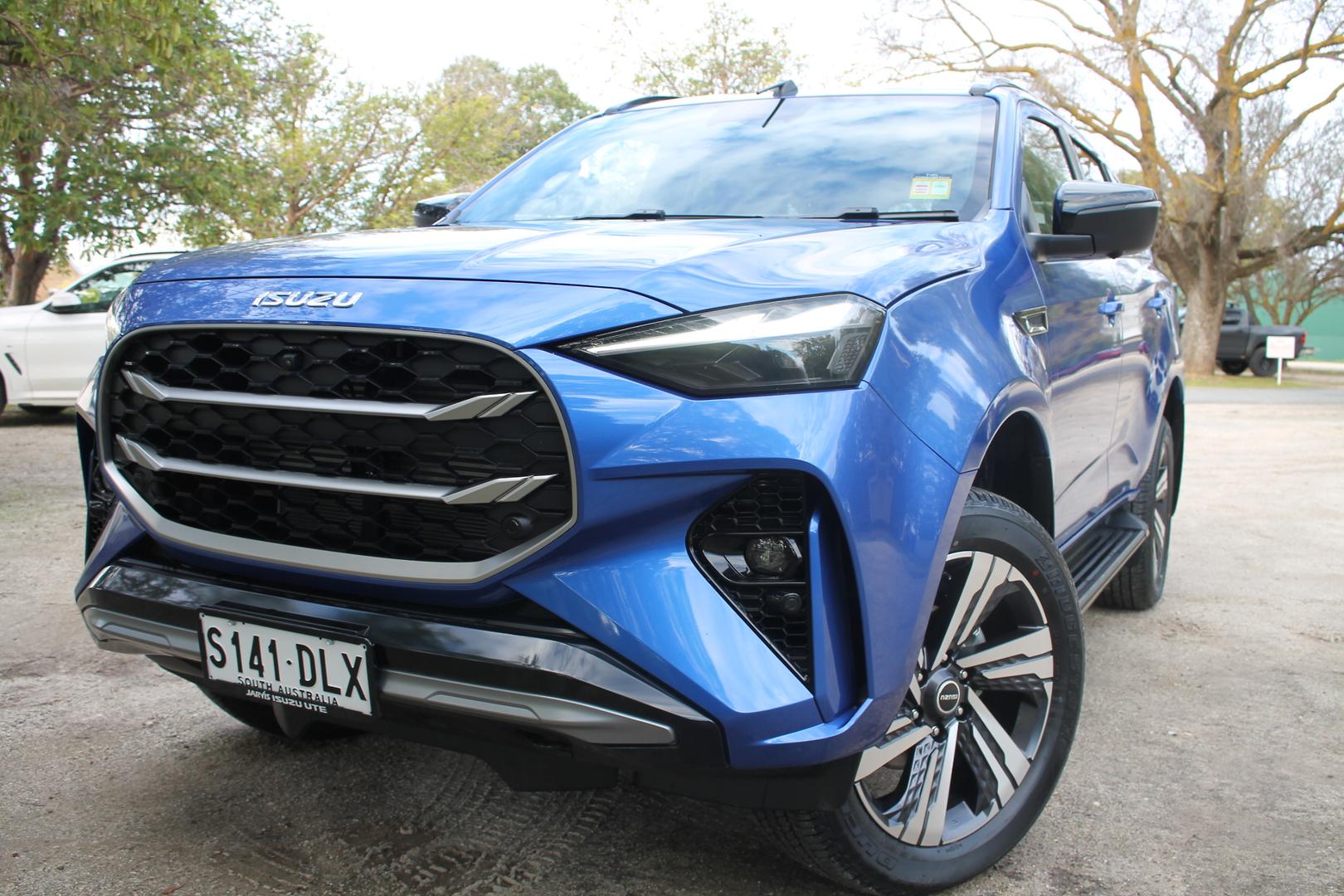 2025 Demo Isuzu MU-X LST SUV