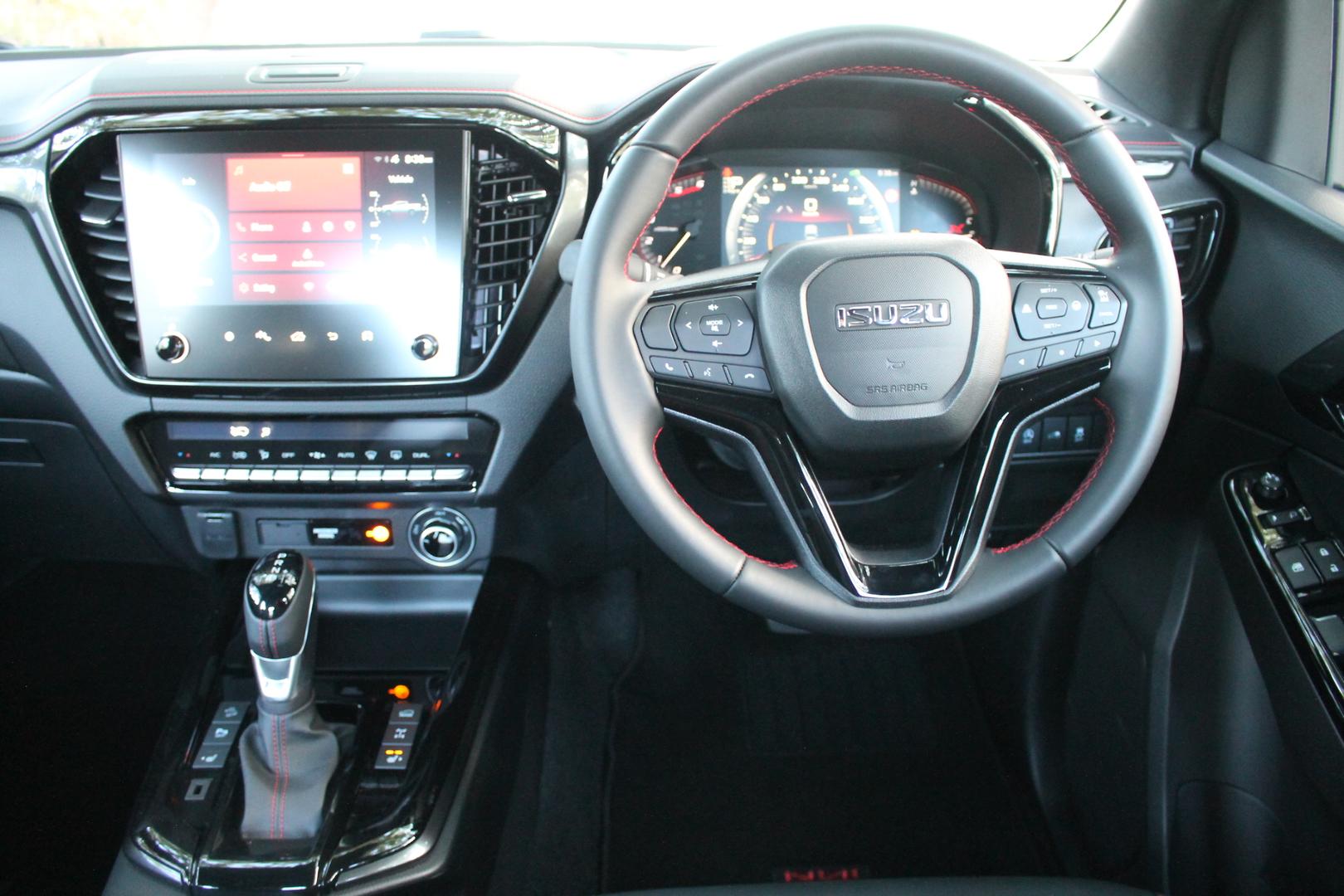 2025 Demo Isuzu D-MAX XTERRAIN Utility